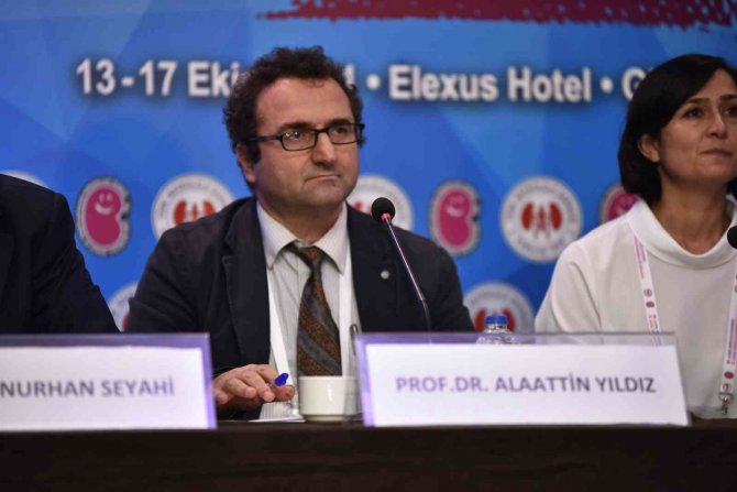 Ulusal Nefroloji Kongresi’nde Covid-19 Ve Böbrek Hastalıklarına Etkisi Ele Alındı