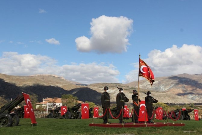 Msb: “Kara Kuvvetleri Komutanlığı Birliklerinde Acemi Erbaş Ve Erlerin Yemin Töreni İcra Edildi”