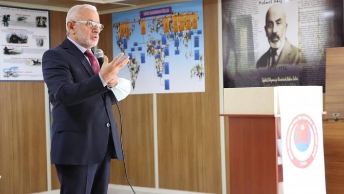 Müftü Akkuş Öğrencilerle Bir Araya Geldi