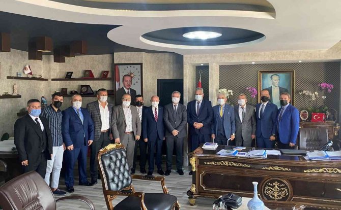 İ̇ş Adamları, Başsavcı Ve Kaymakamla Görüştü