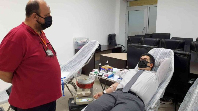 Nazilli Adliyesi Çalışanları Birkez Daha Kızılay İçin Seferber Oldu