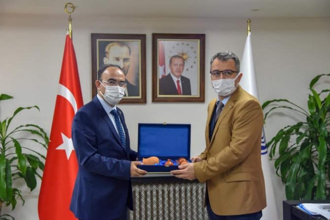 Rektör Beydemir, Tıp Fakültesi Öğrencilerini Ziyaret Etti