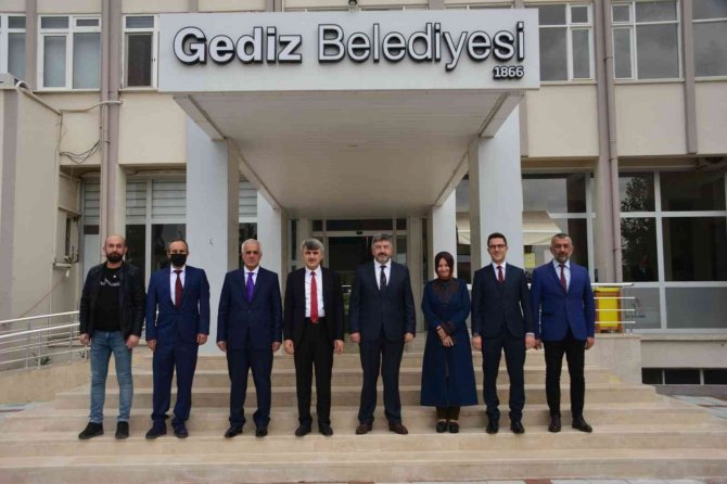 Rektör Uysal’dan, Başkan Akçadurak’a Ziyaret