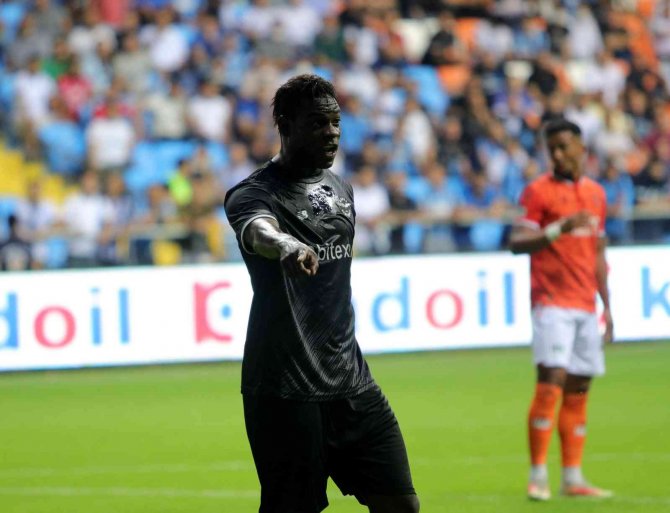 Süper Lig: Adana Demirspor: 0 - Yeni Malatyaspor: 1 (İ̇lk Yarı)