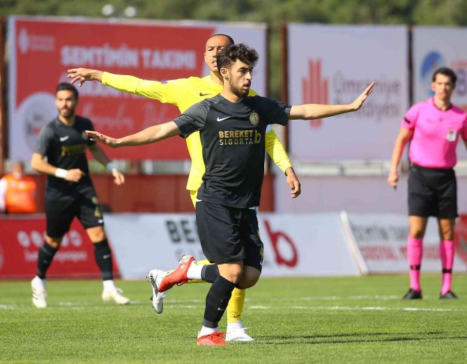 Tff 1. Lig: Ümraniyespor: 2 - Eyüpspor: 2