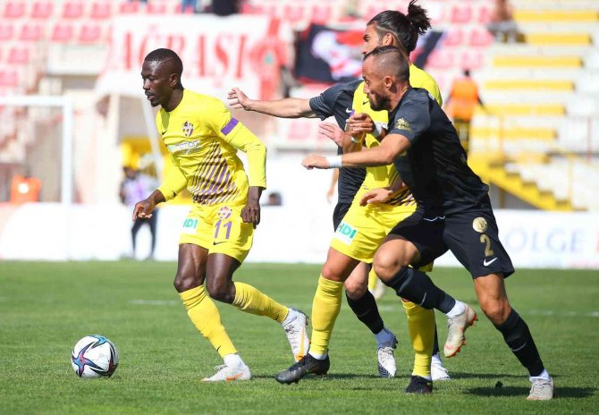 Tff 1. Lig: Ümraniyespor: 2 - Eyüpspor: 2