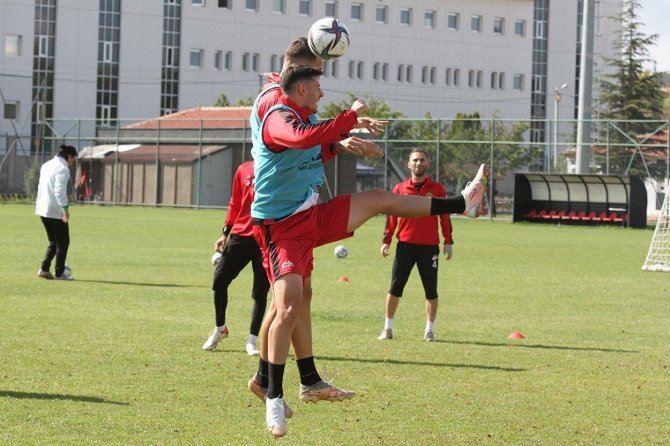 Eskişehirspor, Bucaspor Maçı Hazırlıklarını Tamamladı