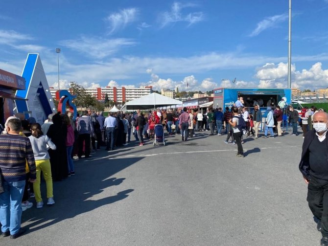 Yenikapı’da Müzik Eşliğinde Trabzon Günleri