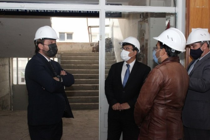 Bursa’da Okul İnşaatları Hız Kesmeden Devam Ediyor