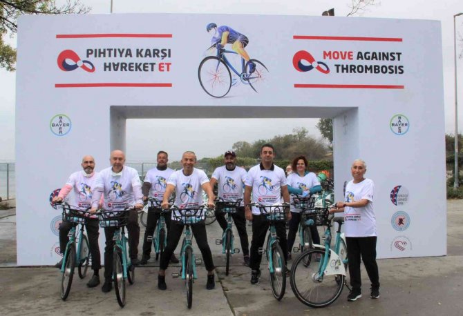 Kalp Ve Damar Cerrahları Türkiye’de Her Yıl 30 Bin Kişinin Ölümüne Sebep Olan ‘Pıhtı’ya Karşı Pedal Çevirdi