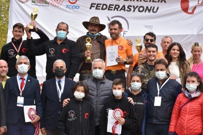 Isparta’da Atlı Dayanıklılık Türkiye Şampiyonası Yarışları Tamamlandı