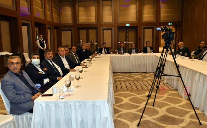 Başkan Dündar, İ̇ssi̇ad Yöneticileri İle Buluştu