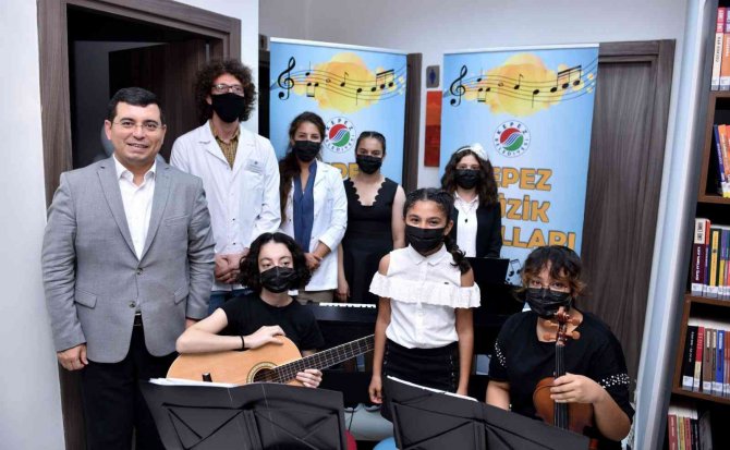 Orhan Gazi Kütüphanesi Açıldı