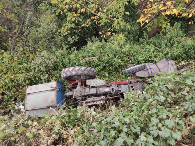 Manisa’da Traktör Takla Attı: 1 Ölü, 1 Yaralı