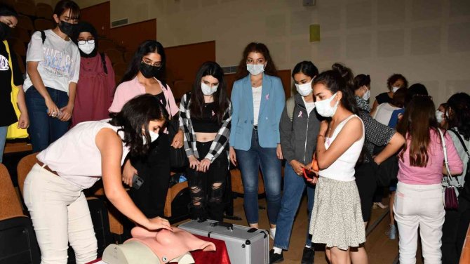 Mersin Üniversitesi’nde ’Meme Kanseri Farkındalık Eğitimi’ Düzenlendi