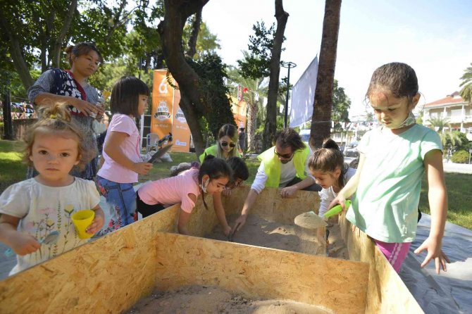 Kaleiçi Festivalinde Etkinlikler Sürüyor