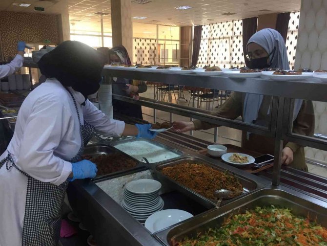 Öğrencilere Yemek Bursu