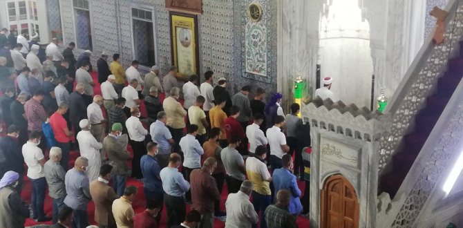 Şanlıurfa’da Mevlit Kandili Coşkusu