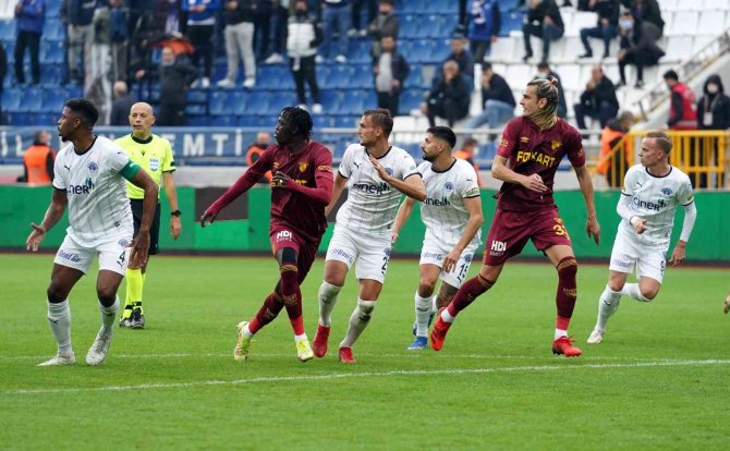 Süper Lig: Kasımpaşa: 0 - Göztepe: 0 (İ̇lk Yarı)