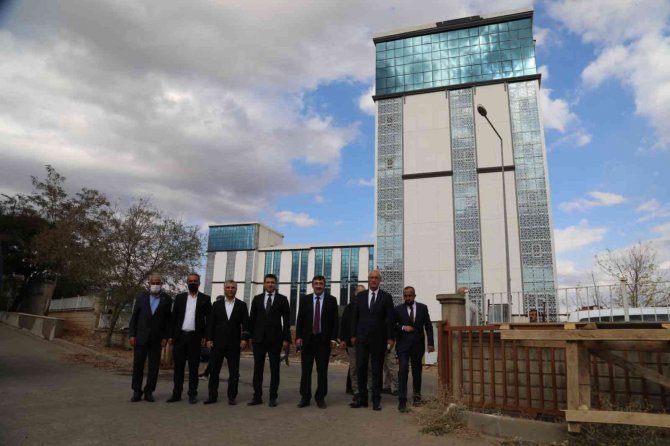 Bingöl Belediyesi Yeni Hizmet Binası Büyük Oranda Tamamlandı