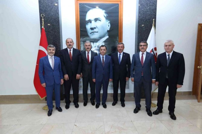 Anayasa Mahkemesi Başkanı Arslan, Vali Ayyıldız Ve Başsavcı İ̇rcal’ı Ziyaret Etti