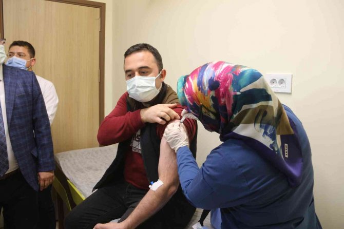 Turkovac Aşısı Erzurum’da İlk Gönüllüsüyle Buluştu