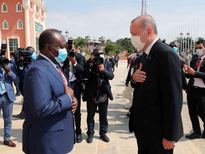 Cumhurbaşkanı Erdoğan: “Türkiye Olarak Kalkınma Yolculuğunda Dost Angola’nın Yanında Olmayı Sürdüreceğiz”