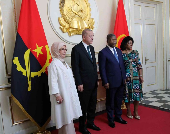 Cumhurbaşkanı Erdoğan Ve Angola Devlet Başkanı Lourenço Baş Başa Görüştü