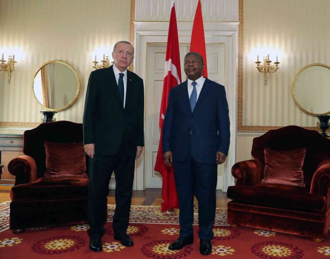 Cumhurbaşkanı Erdoğan Ve Angola Devlet Başkanı Lourenço Baş Başa Görüştü