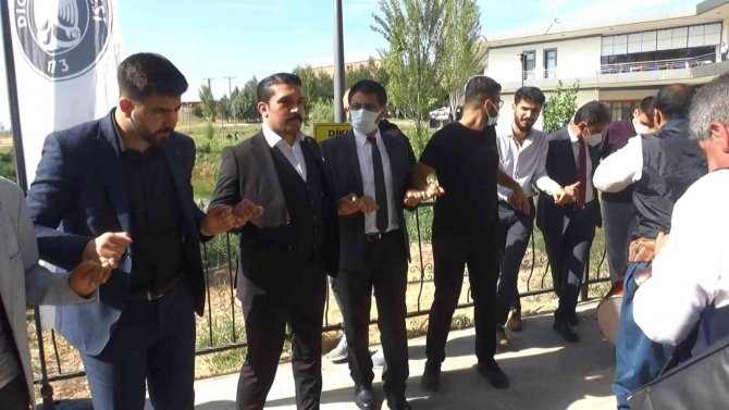Diyarbakır Dicle Üniversitesi’nde Yüz Yüze Eğitim Başladı