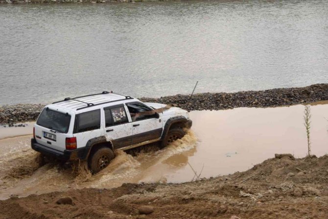Espiye’de Düzenlenen Off-road Yarışı Şehitlere Atfedildi