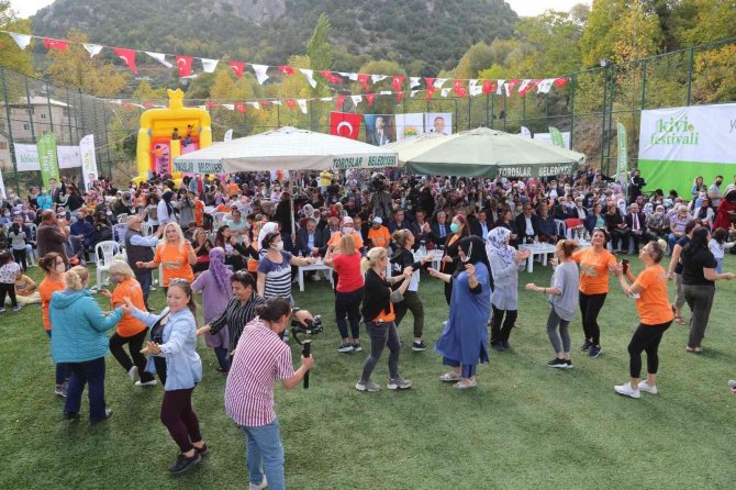 Toroslar’da ’Kivi Festivali’ Coşkusu
