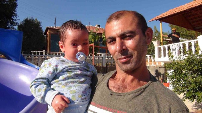 "Ölür" Denilen Balık Pulu Hastası Küçük Rehime Şifayı Türkiye’de Buldu