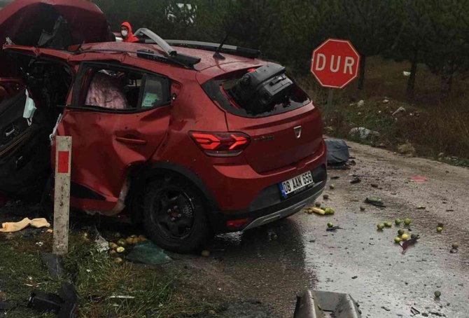 Samsun’da Trafik Kazası: 1 Ölü, 4 Yaralı