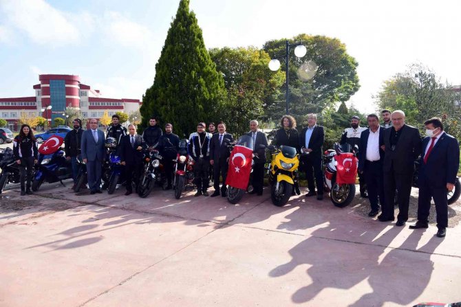 Afyonkarahisar Protokolü Teknofest Ekibiyle Bir Araya Geldi