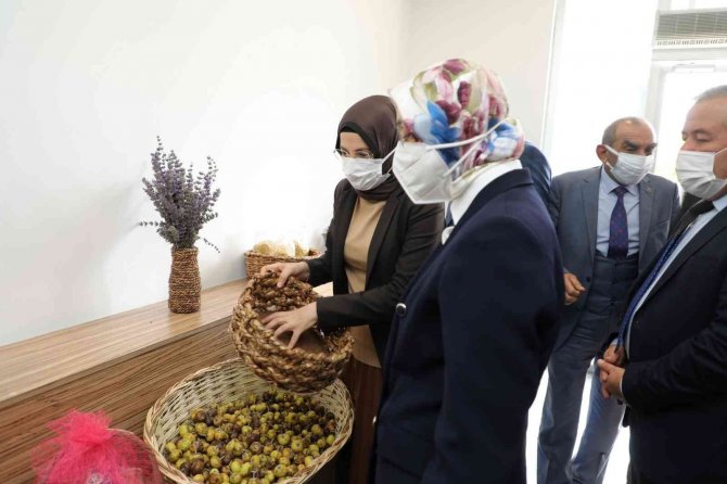 Akyurt’un Hamarat Kadınları Üretiyor