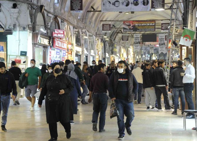 Altın Fiyatlarının Yükselmesiyle Kapalıçarşı’daki Hareketlilik Arttı