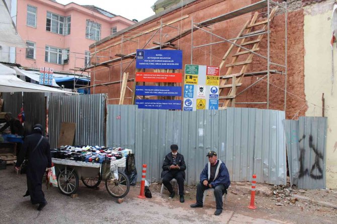 Gençleri Bağımlılıktan Kurtaran Hamam Onarılıyor