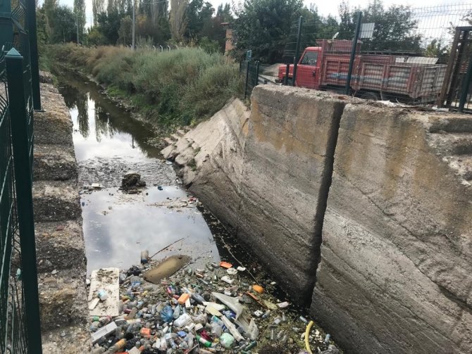 Bu Duyarsızlıktan Yetkililer De Bıktı