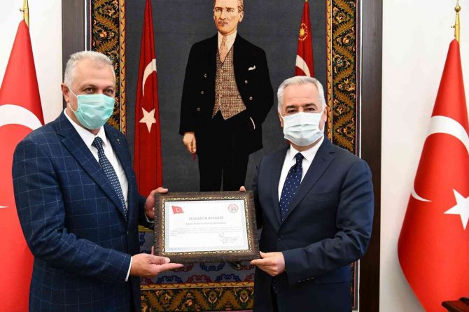 Isparta’da 19 Ekim Muhtarlar Günü Kutlandı