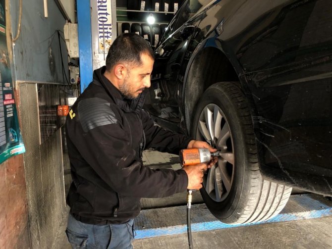 Kışlık Lastik Değişimleri Başladı