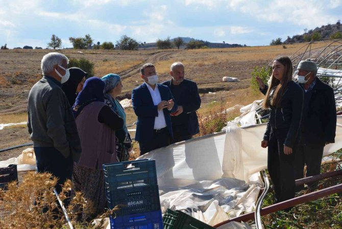 Korkuteli İlçesinde 18 Sera Hortumda Zarar Gördü