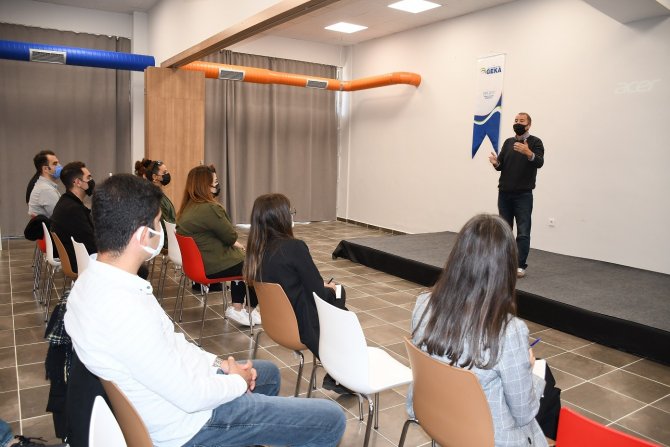 Kuşadası Belediyesi Personeline Proje Yazma Eğitimi