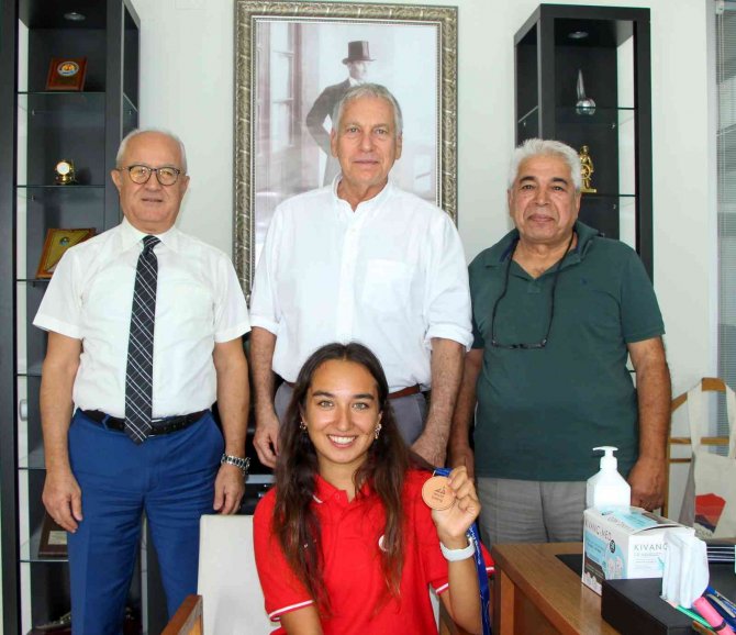 Milli Sporcu Miray Ulaş, Bronz Madalya İle Döndü