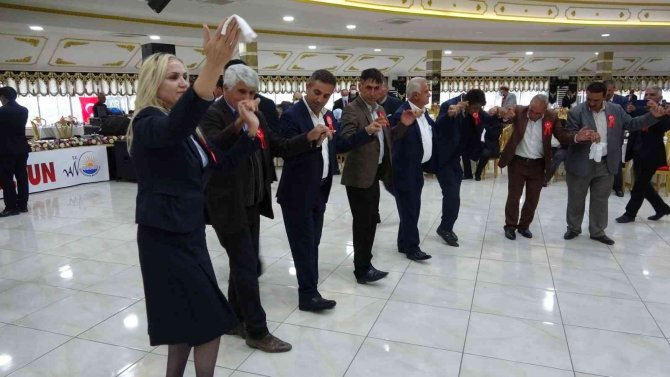 Van Büyükşehir Belediyesinden Muhtarlara Anlamlı Etkinlik