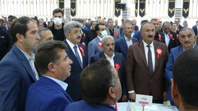Van Büyükşehir Belediyesinden Muhtarlara Anlamlı Etkinlik