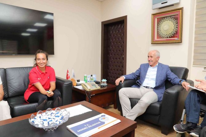 Başkan Gültak’tan Milli Sporcu Miray Ulaş’a Destek Sözü