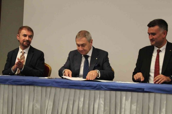 Milyon Dolarlık İlacın Üretimi İçin Üç Kurum Bir Araya Geldi