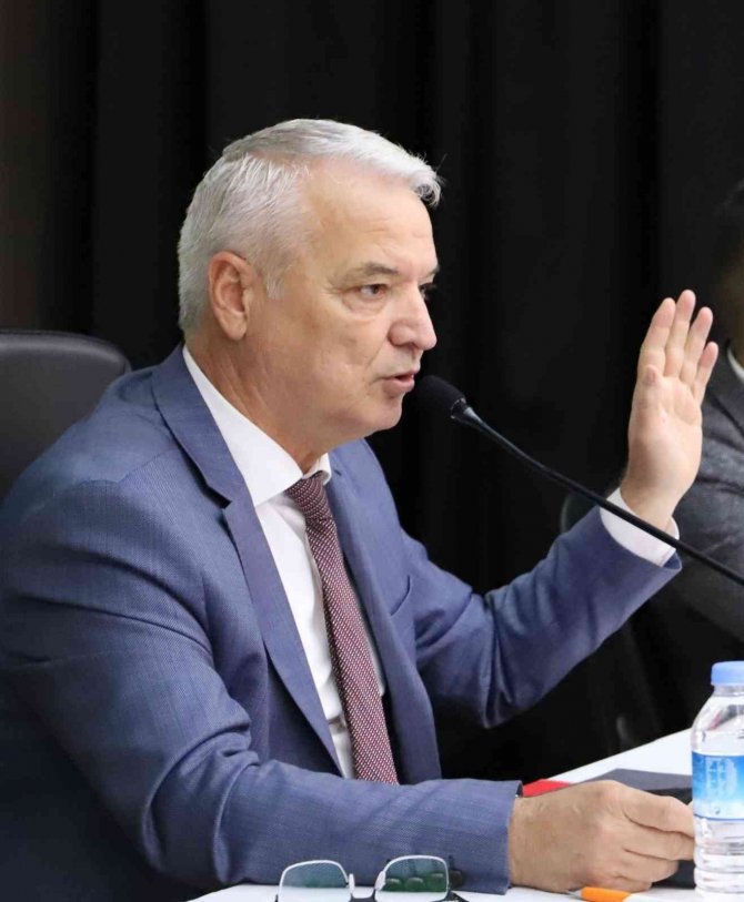 Mütevelli Stadına Hayrettin Yenihatay’ın Adı Verildi