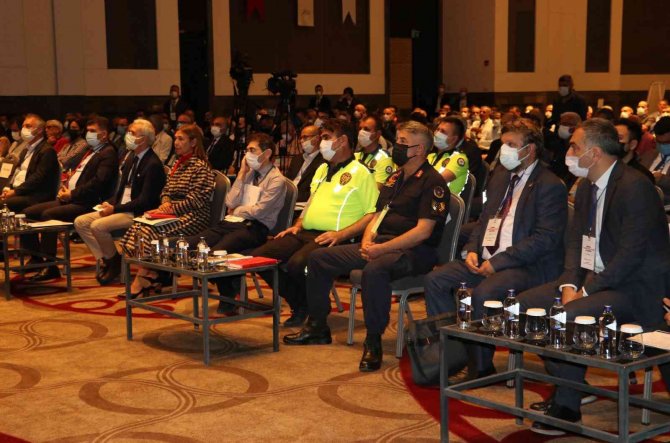 Yeni Adana Stadı’na Ulaşım Çilesine Çözüm Arayışı